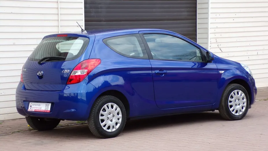 HYUNDAI i20 -