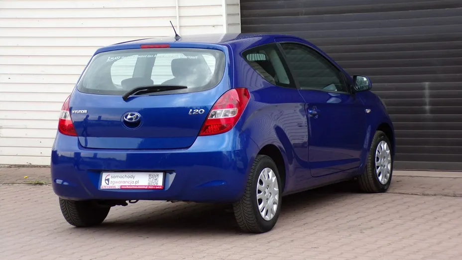 HYUNDAI i20 -