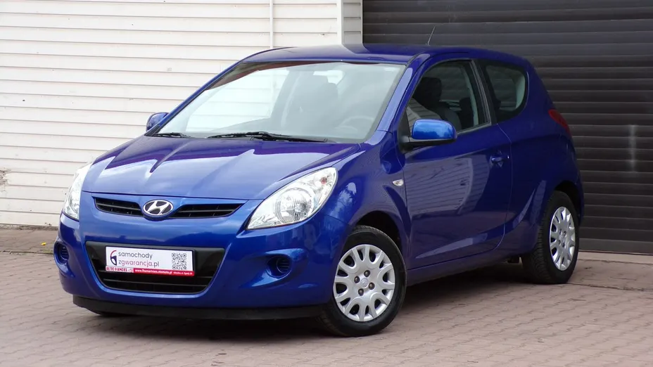 HYUNDAI i20 -