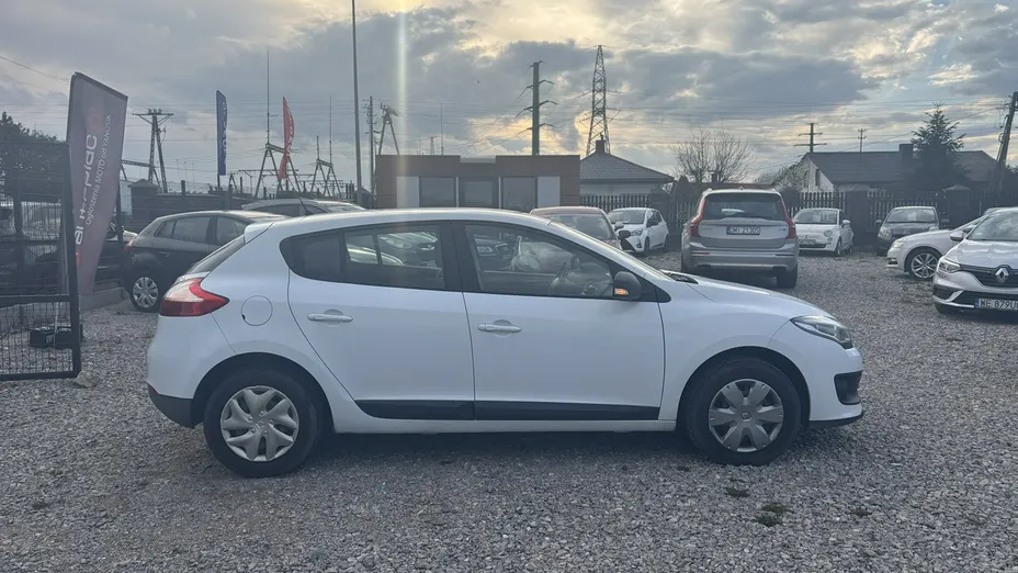 RENAULT Megane -