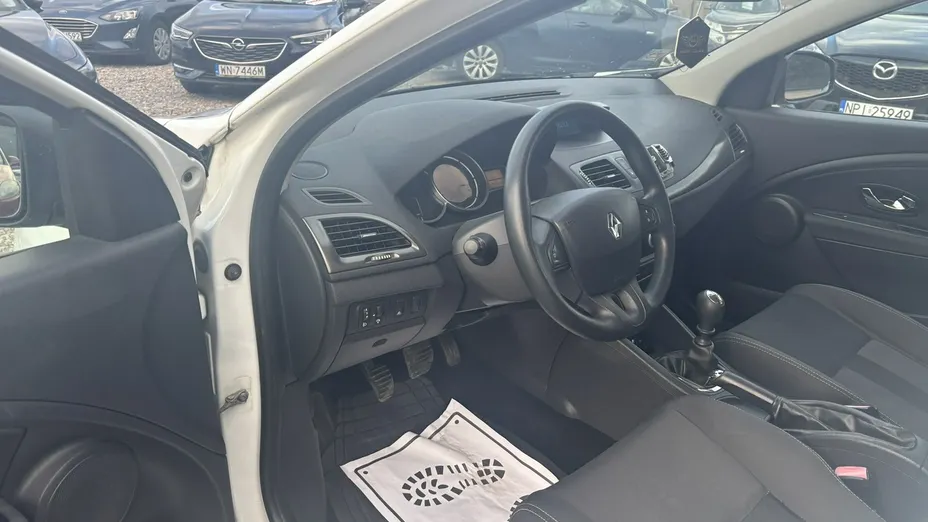 RENAULT Megane -