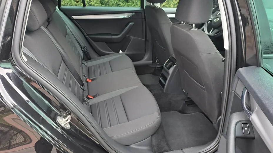 SKODA Octavia -