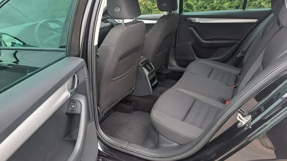 SKODA Octavia -