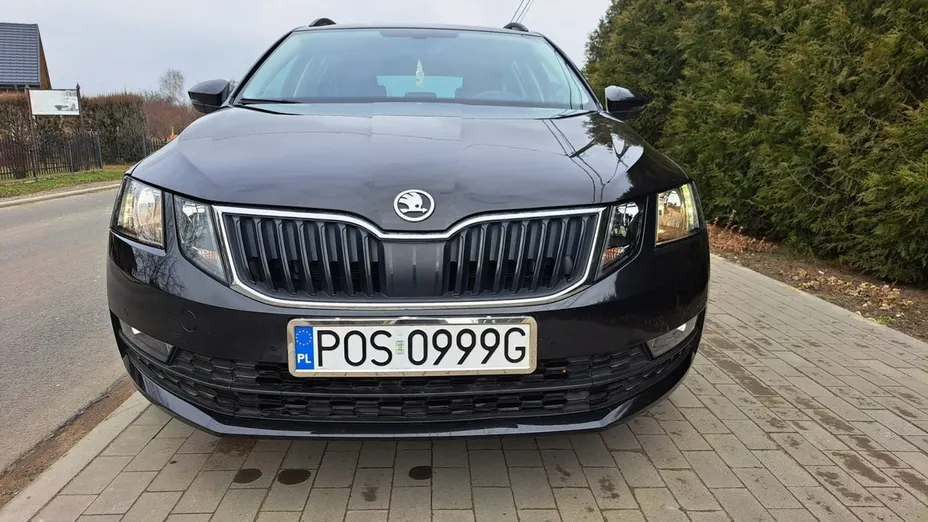 SKODA Octavia -