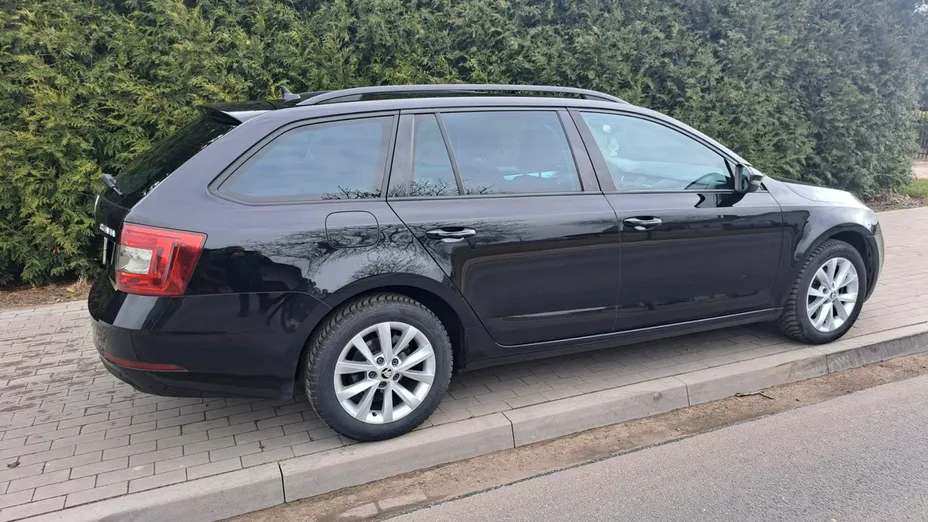 SKODA Octavia -
