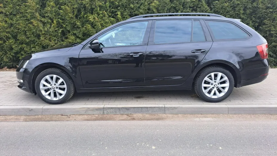 SKODA Octavia -