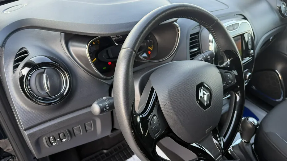 RENAULT Captur -