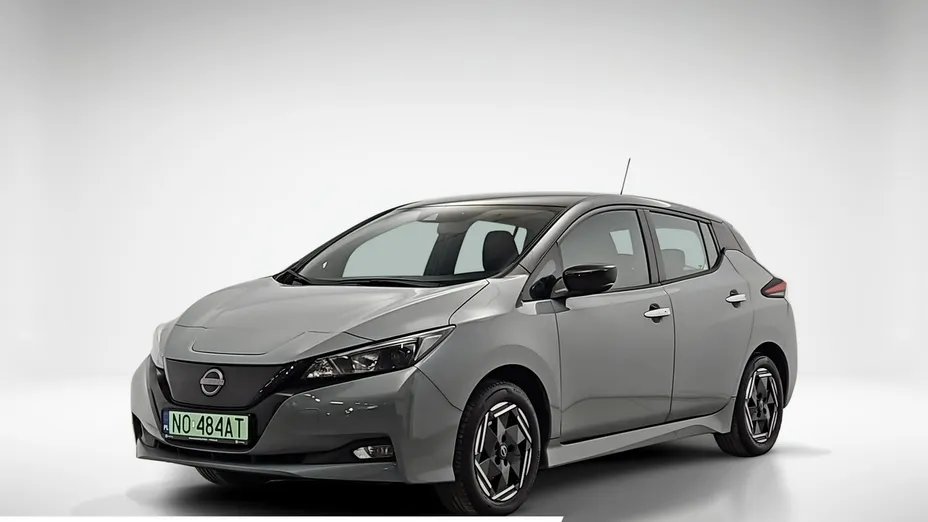 NISSAN Leaf -