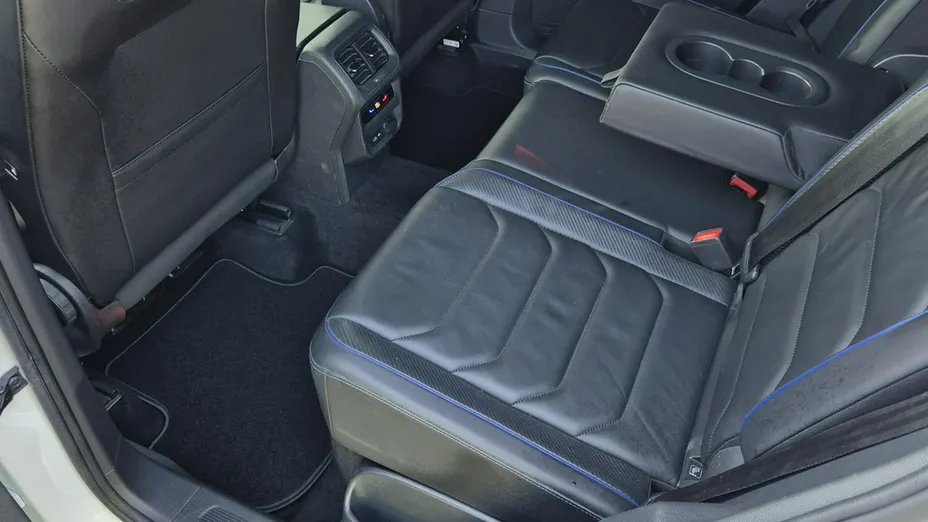 VOLKSWAGEN Tiguan -