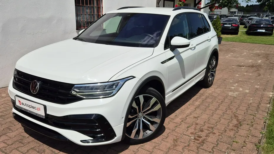 VOLKSWAGEN Tiguan -