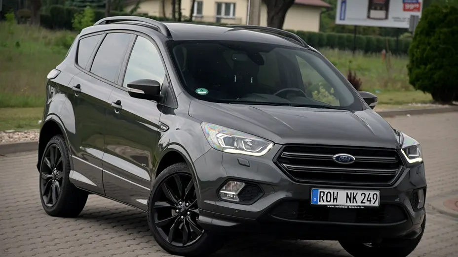 FORD Kuga -