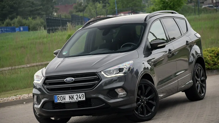 FORD Kuga -