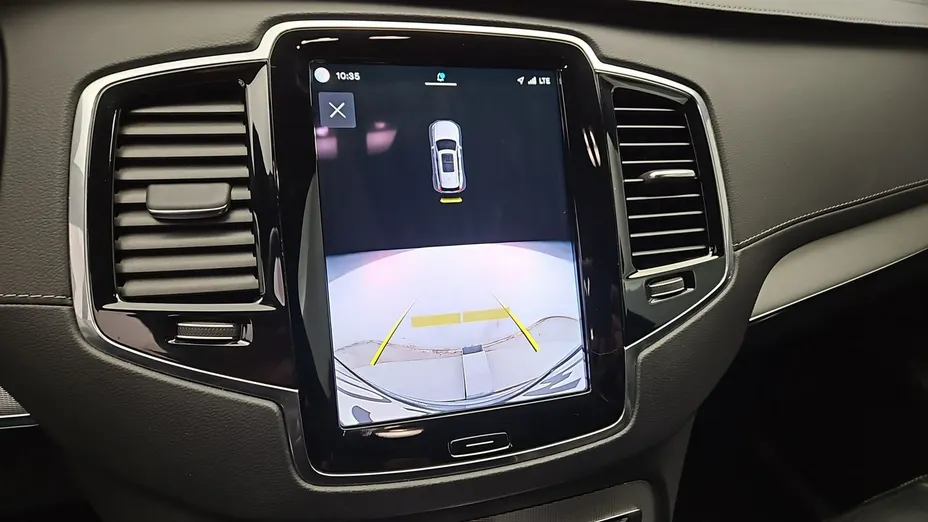 VOLVO XC90 -