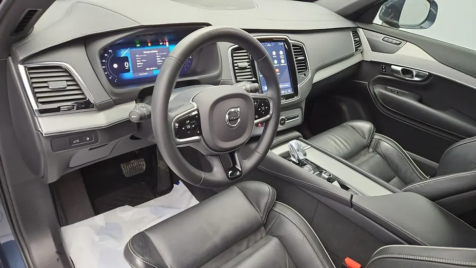 VOLVO XC90 -