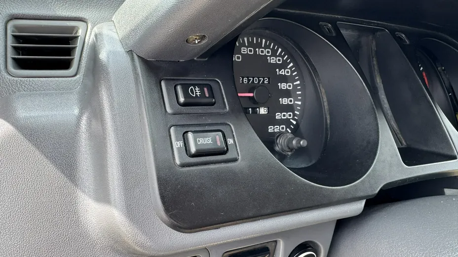 MITSUBISHI Pajero -