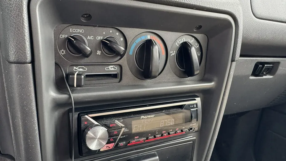 MITSUBISHI Pajero -
