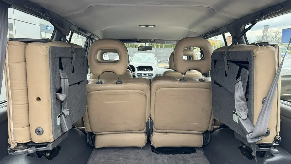 MITSUBISHI Pajero -
