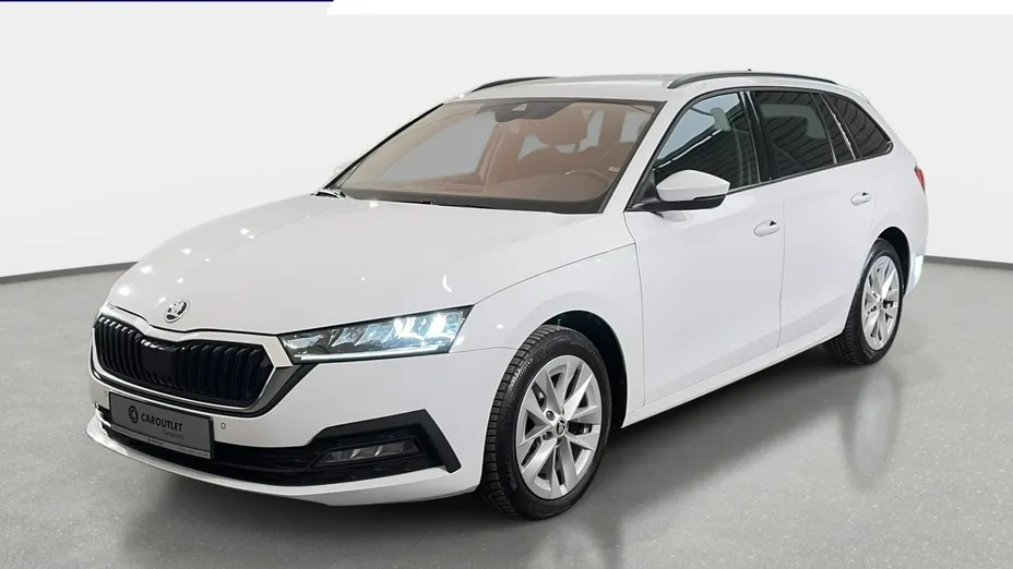 SKODA Octavia -