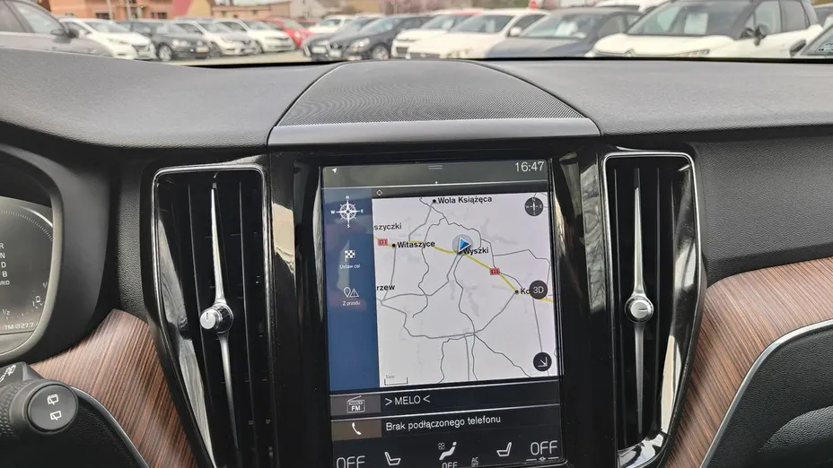 VOLVO XC60 -