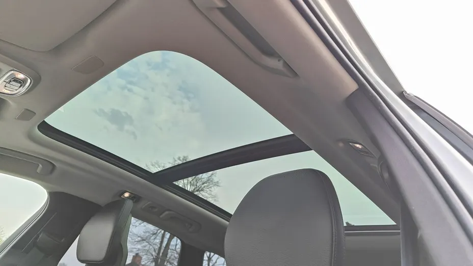 VOLVO XC60 -