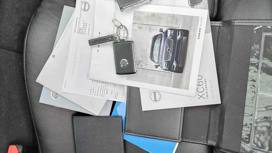 VOLVO XC60 -