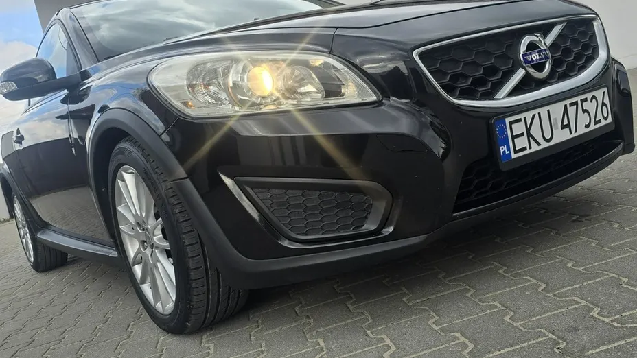 VOLVO C30 -