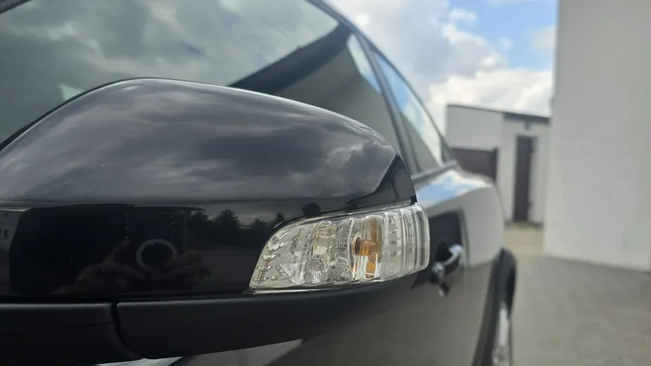 VOLVO C30 -