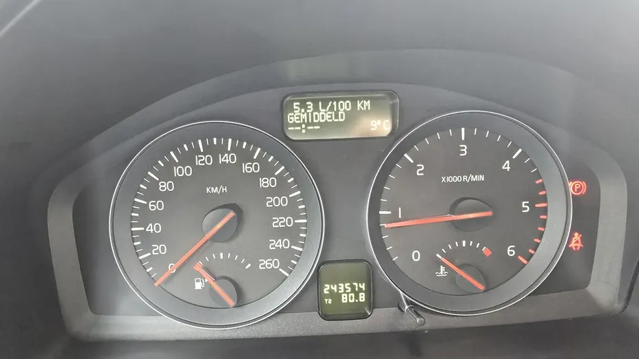 VOLVO C30 -
