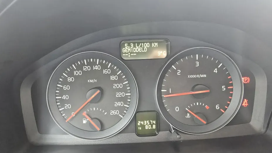 VOLVO C30 -