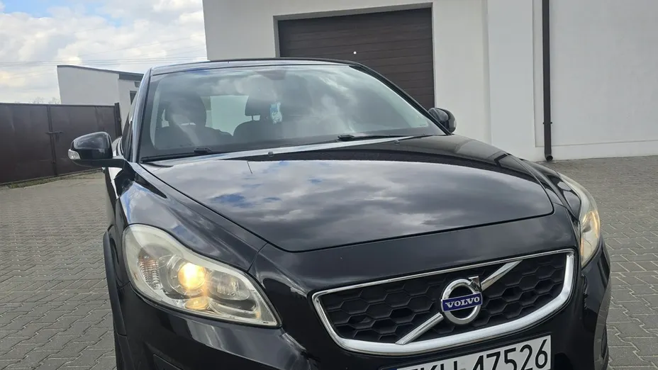 VOLVO C30 -