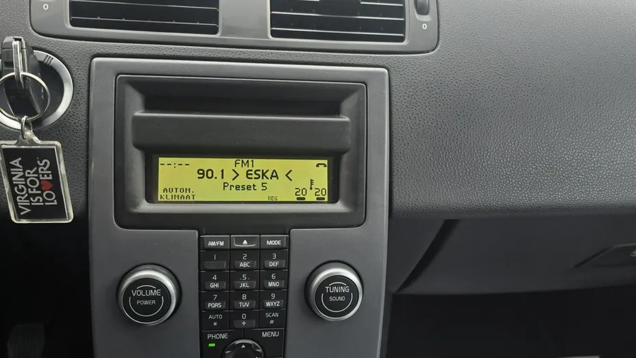 VOLVO C30 -