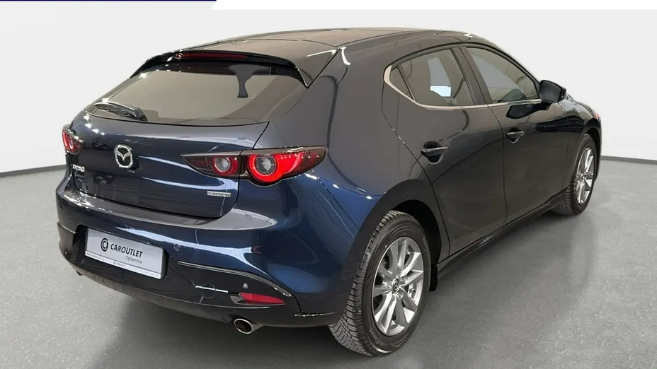 MAZDA 3 -