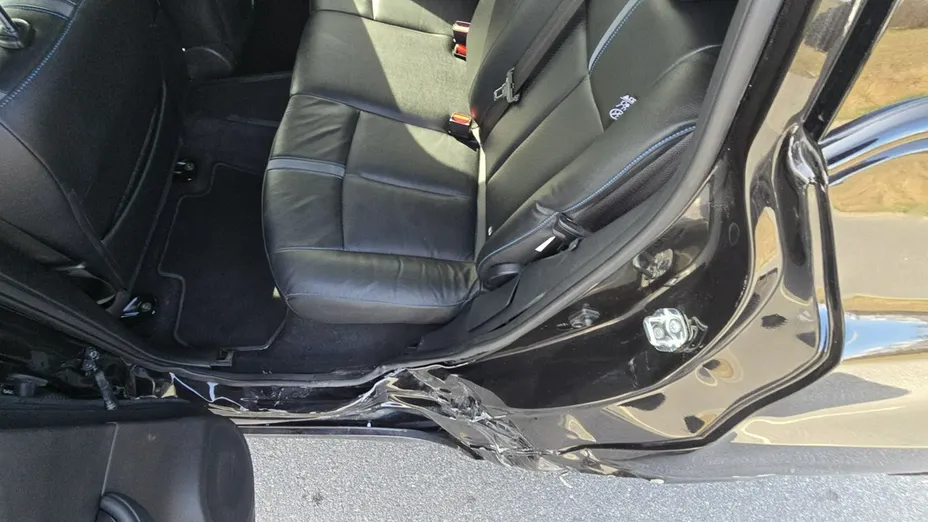 NISSAN Leaf -