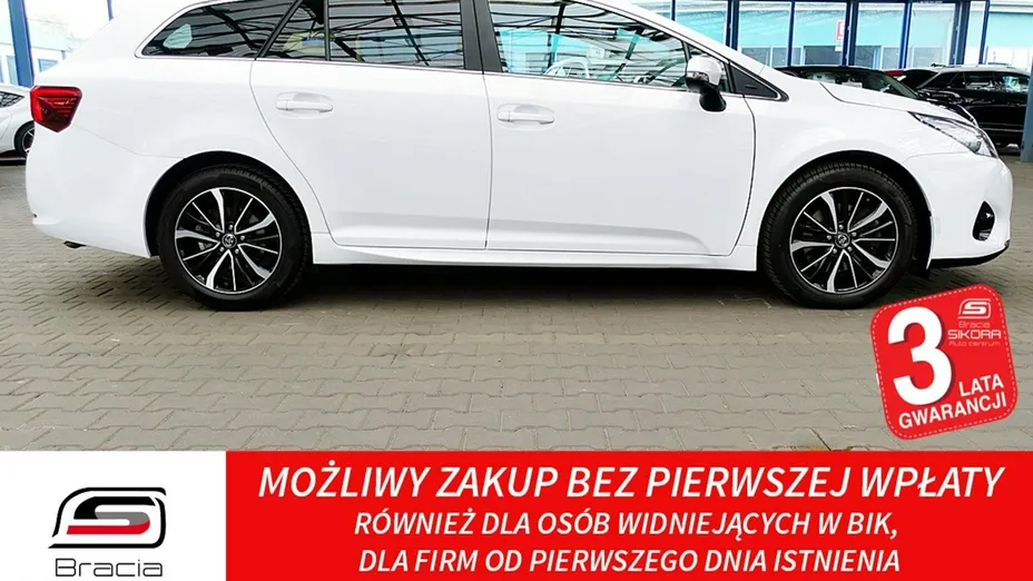 TOYOTA Avensis -