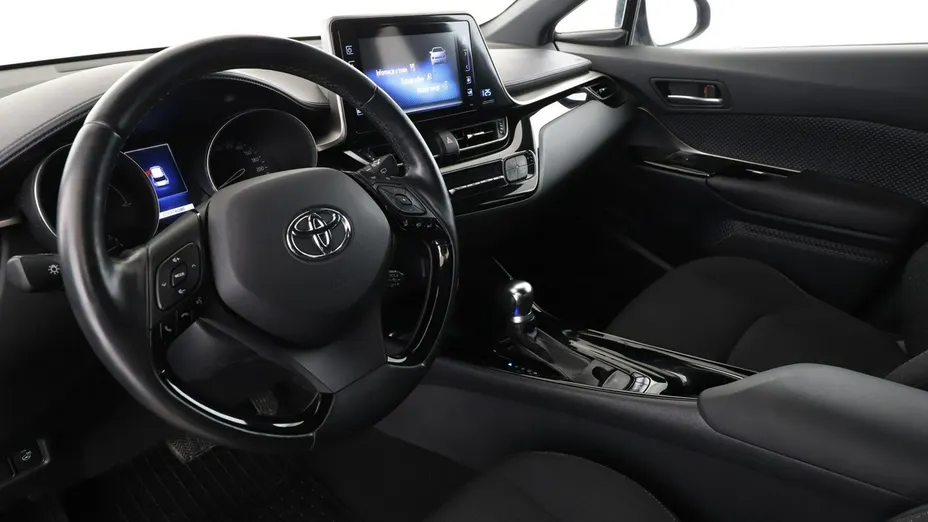 TOYOTA C-HR -