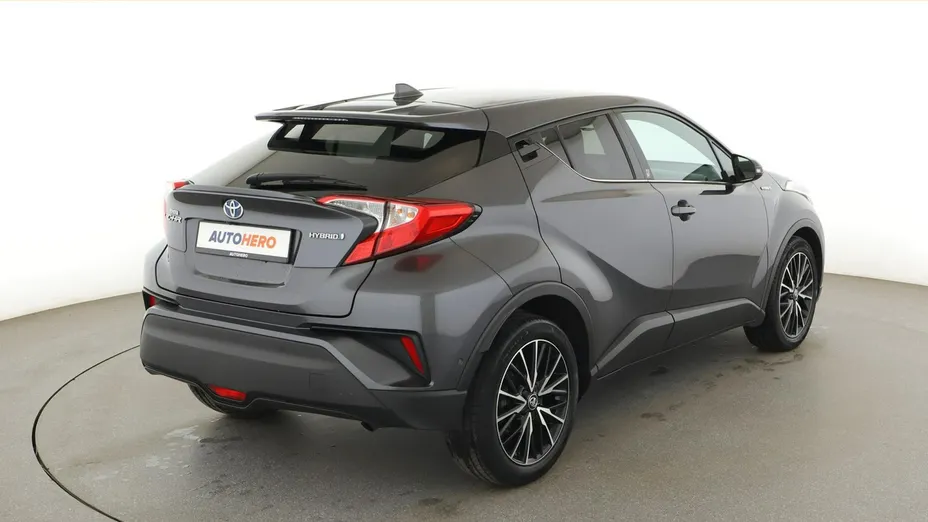 TOYOTA C-HR -