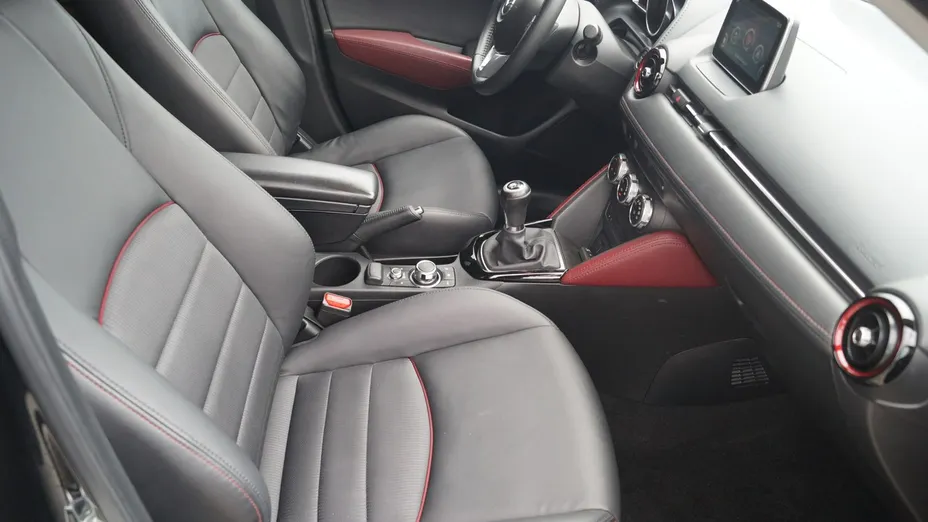 MAZDA CX-3 -