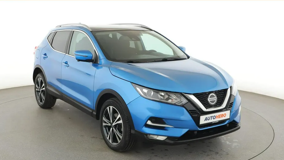 NISSAN Qashqai -