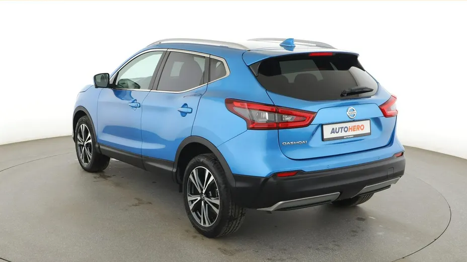 NISSAN Qashqai -