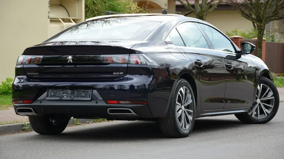 PEUGEOT 508 -