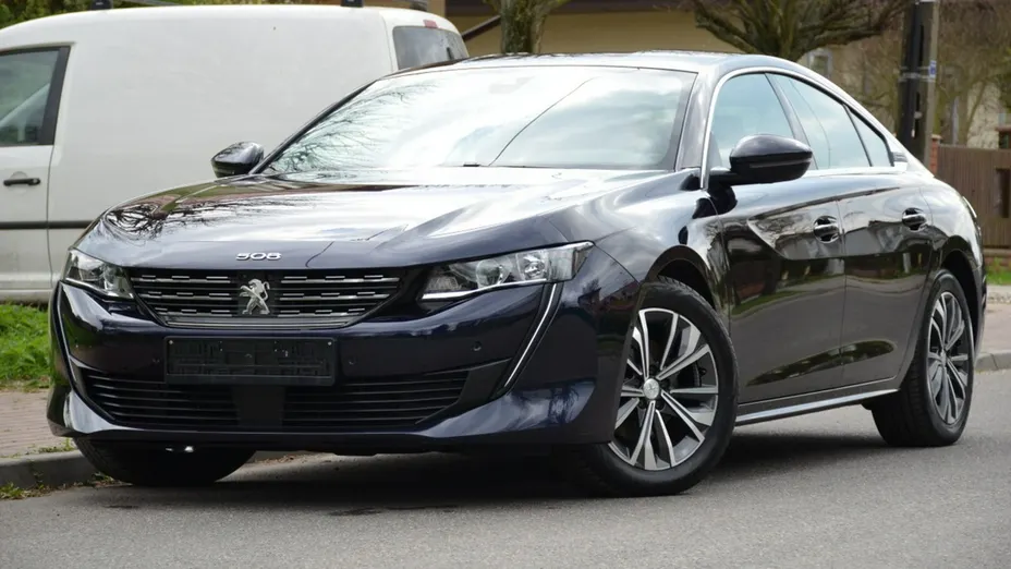 PEUGEOT 508 -