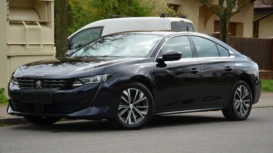 PEUGEOT 508 -