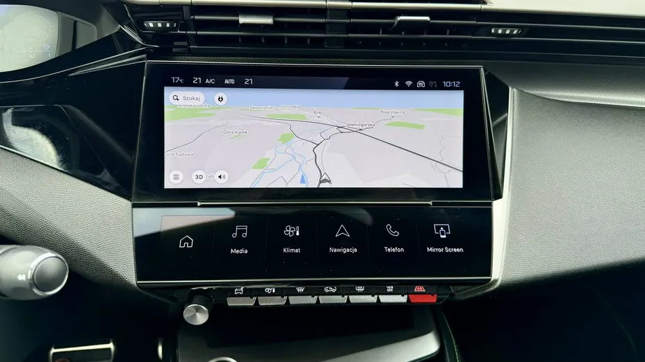 PEUGEOT 408 -