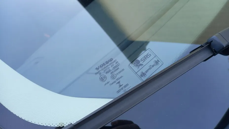 VOLVO XC60 -