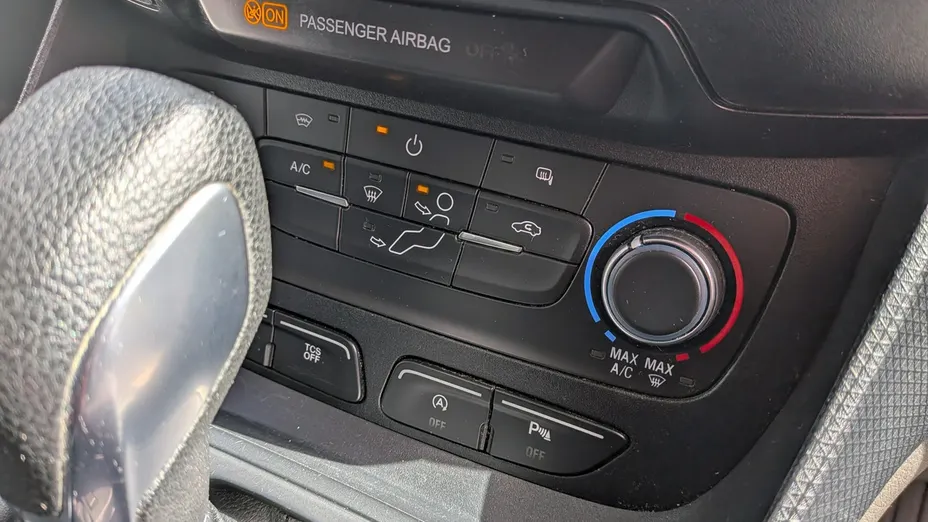 FORD Transit Connect -
