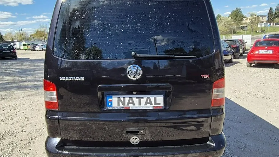 VOLKSWAGEN Multivan -