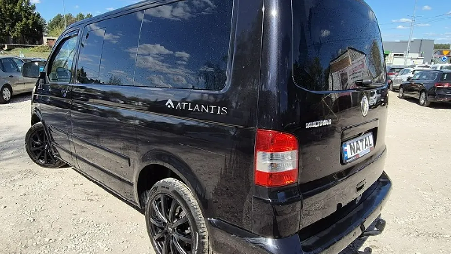 VOLKSWAGEN Multivan -