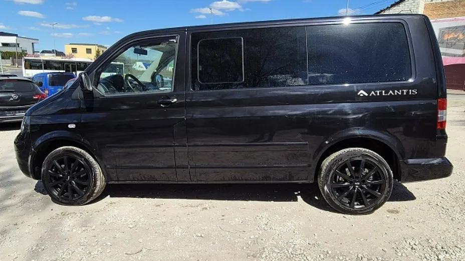 VOLKSWAGEN Multivan -