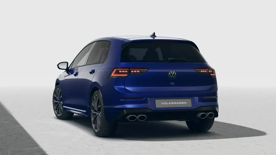 VOLKSWAGEN Golf -