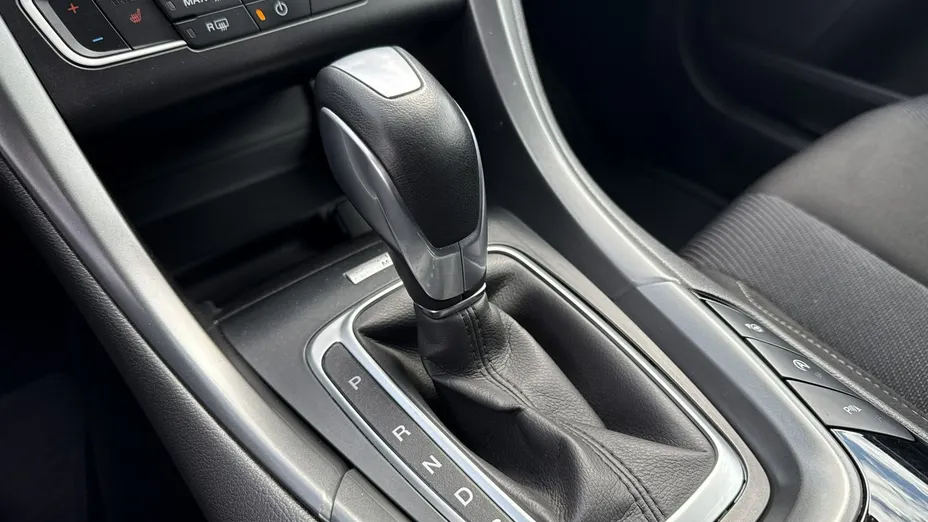 FORD Mondeo -